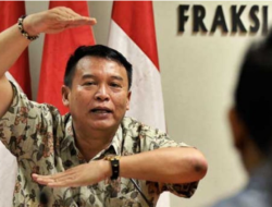 Naik Pangkat Kilat, Politisi PDIP Minta Teddy Indra Wijaya Mundur dari TNI