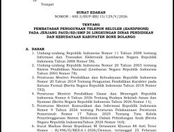 Bupati Bone Bolango Terbitkan Surat Edaran Pembatasan Penggunaan Handphone di Sekolah