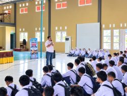 Perkuat Wawasan Kebangsaan, Iptu Teguh Pribadi Ajak 1.250 Pelajar SMKN 3 Waspadai Paham IRET